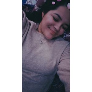 Meet your Posher, Desiree